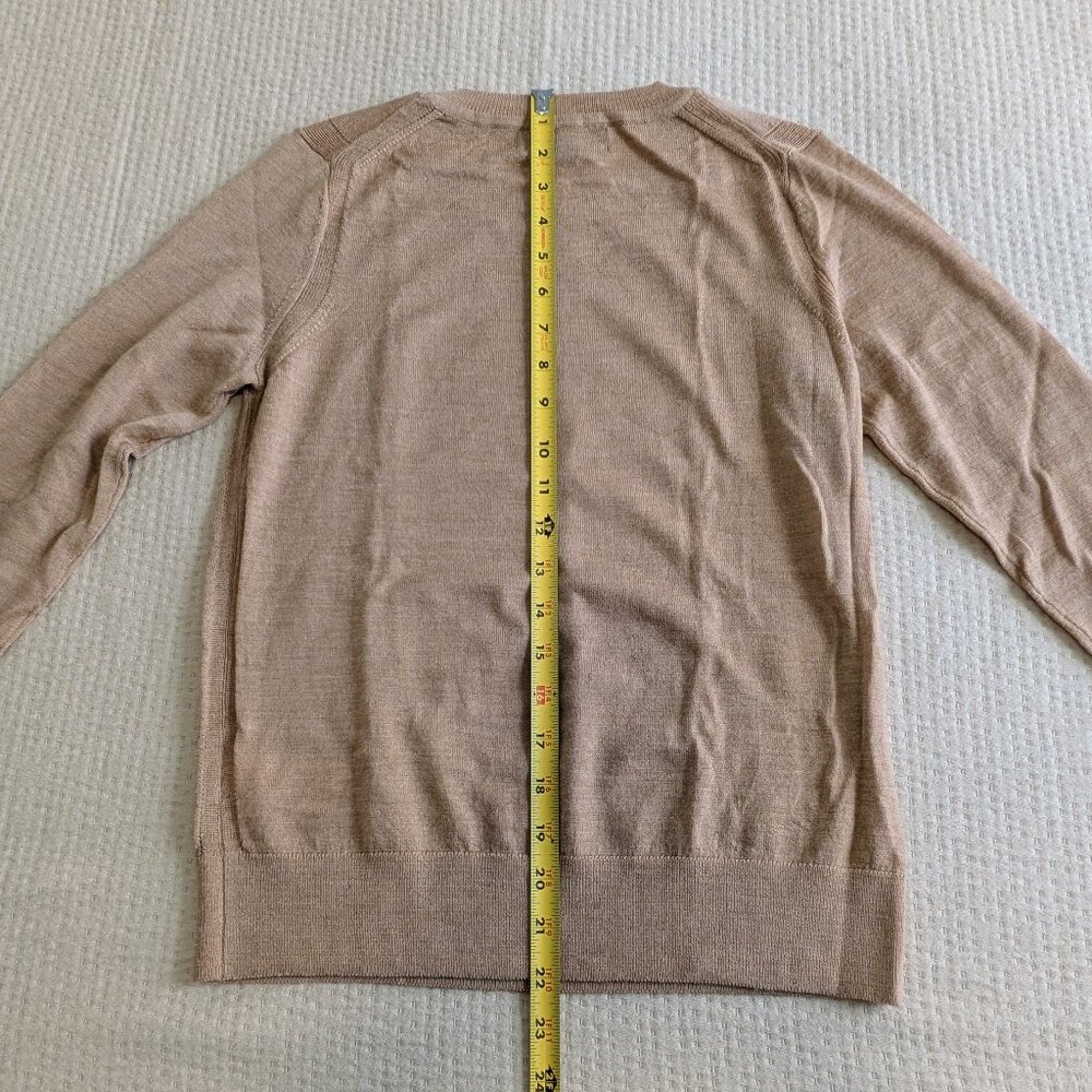 Banana Republic Merino Wool Sweater - Picture 6 of 7